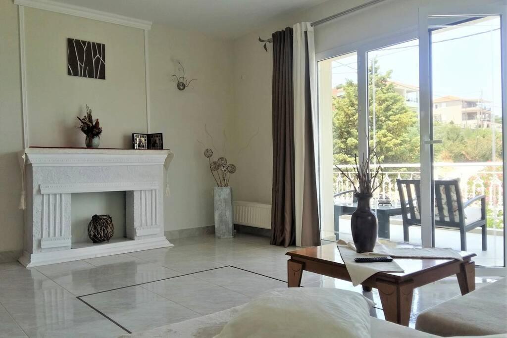 Sea And Mountains View Apartment Argostoli  Zewnętrze zdjęcie